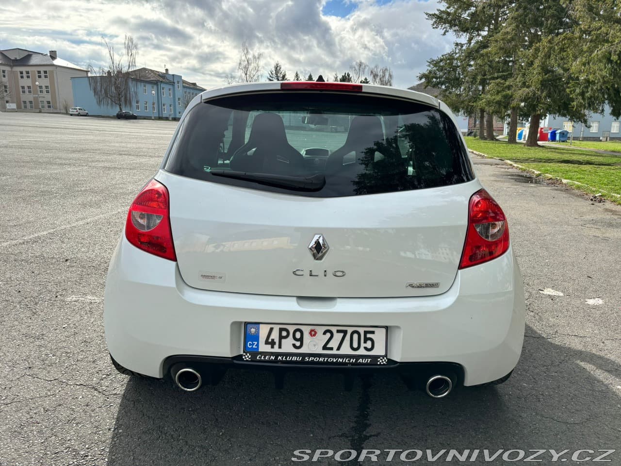 2011 Renault Clio - 11