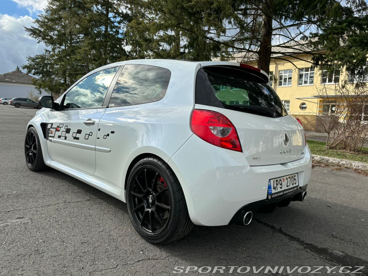 2011 Renault Clio - 13