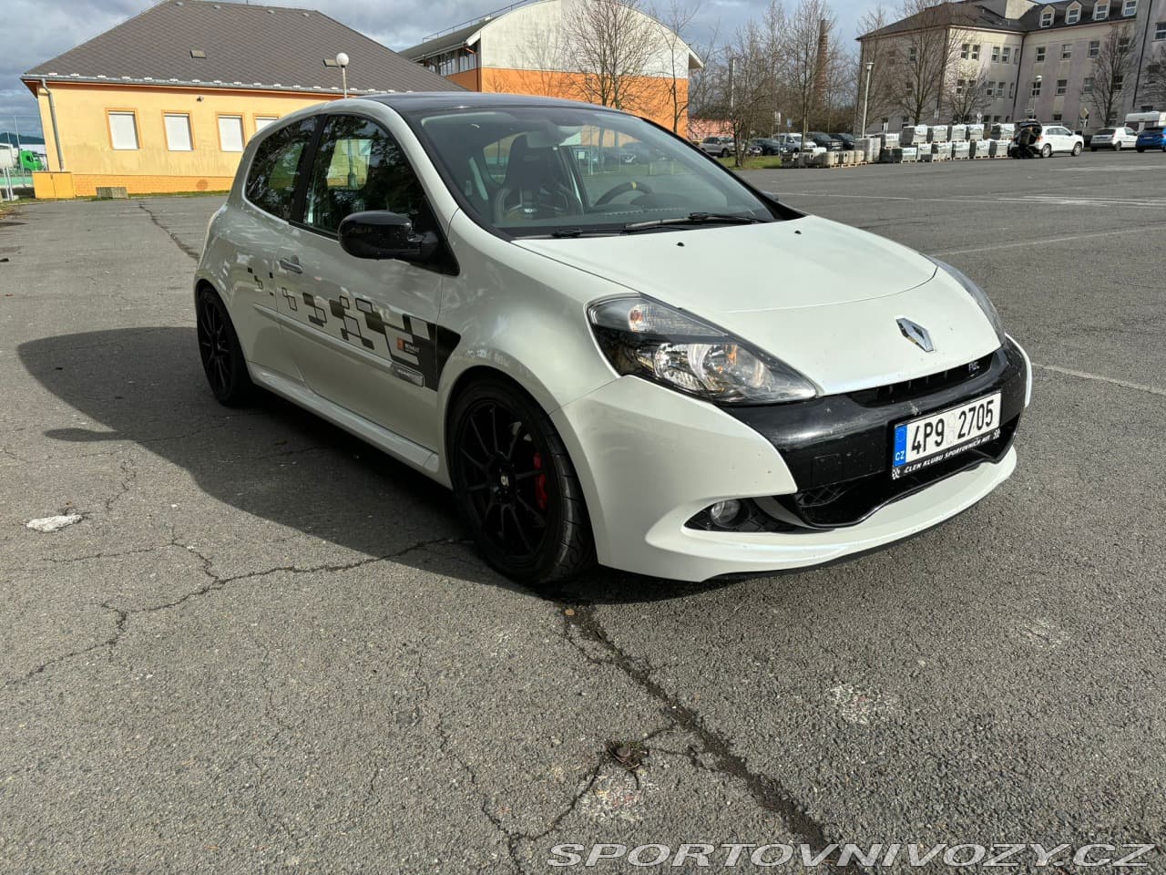 2011 Renault Clio - 17