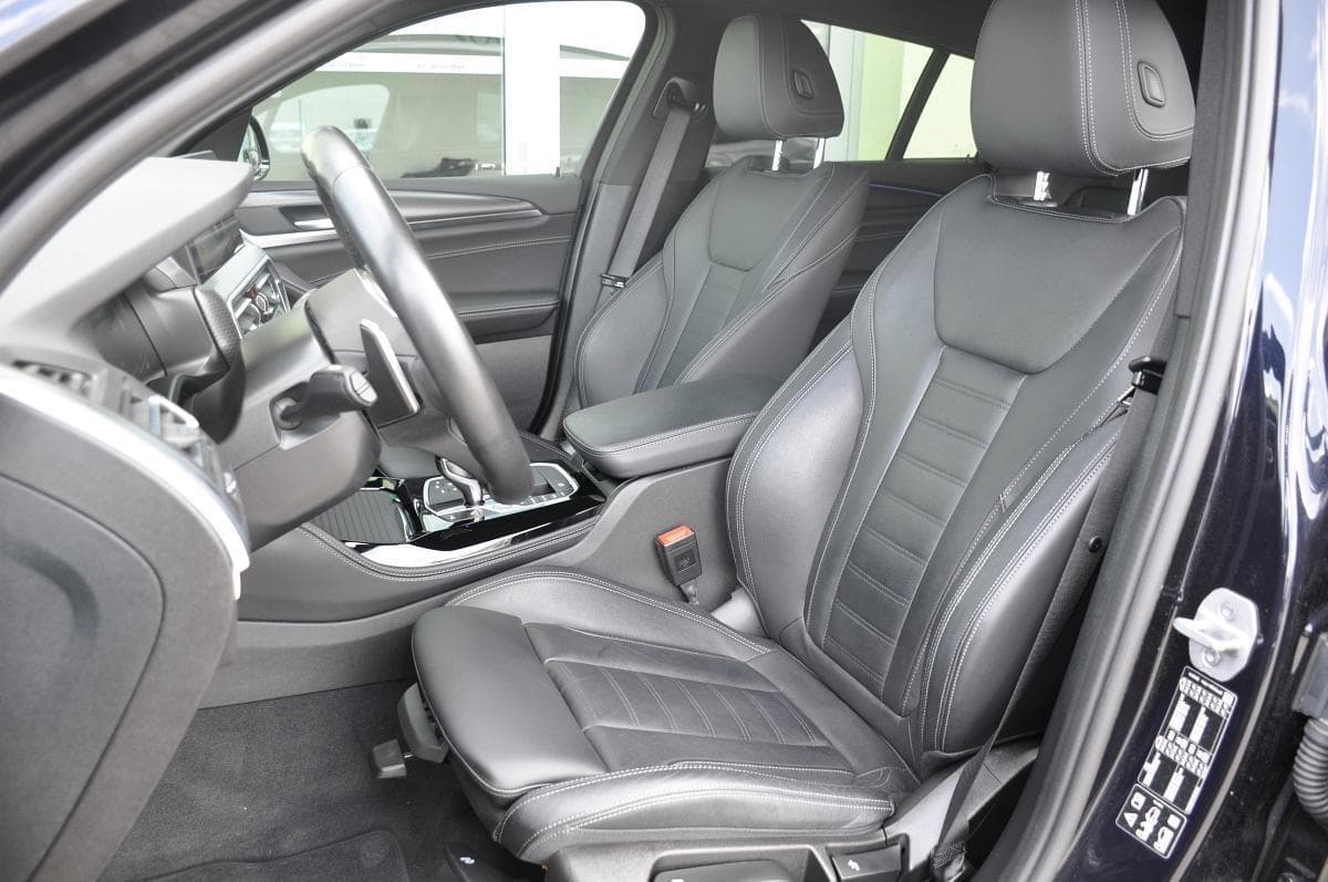 2023 BMW X4 - 14