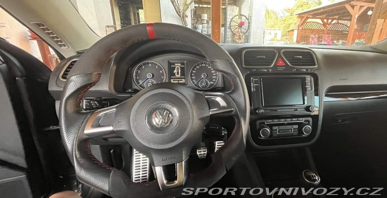 2010 Volkswagen SCIROCCO - 9