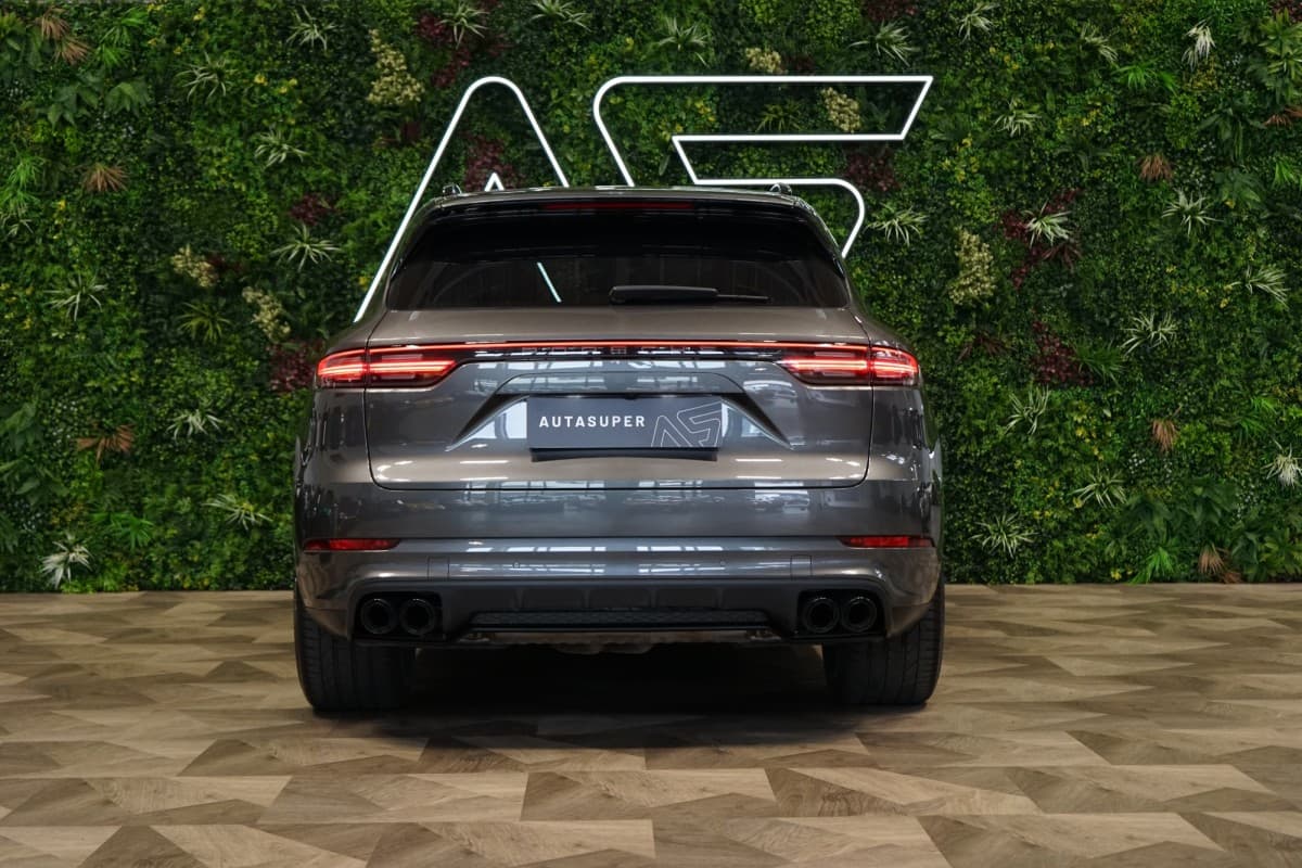 2019 Porsche Cayenne - 11