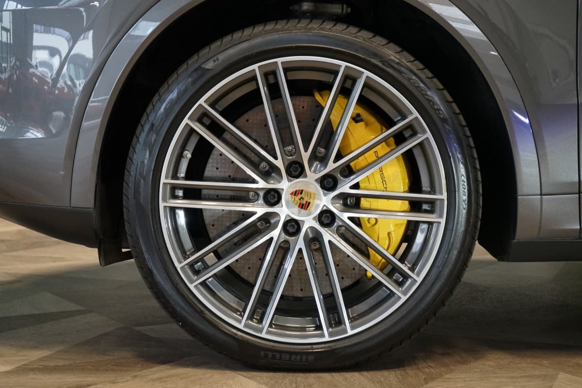 2019 Porsche Cayenne - 17