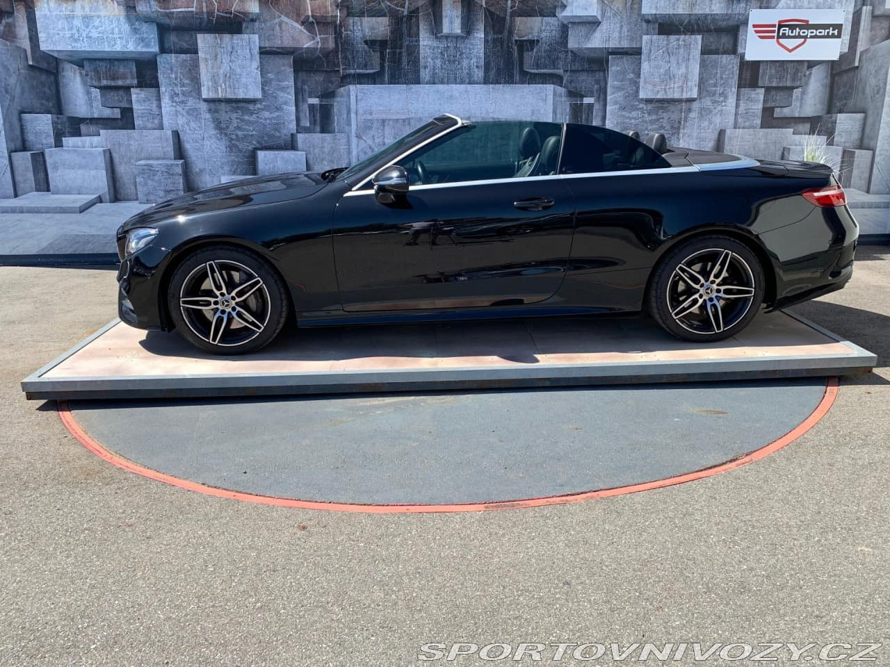 2019 Mercedes-Benz E-CLASS - 4
