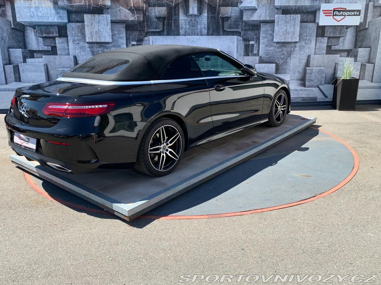 2019 Mercedes-Benz E-CLASS - 6