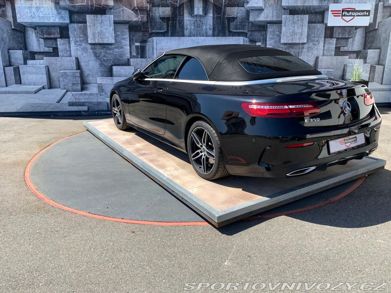 2019 Mercedes-Benz E-CLASS - 8