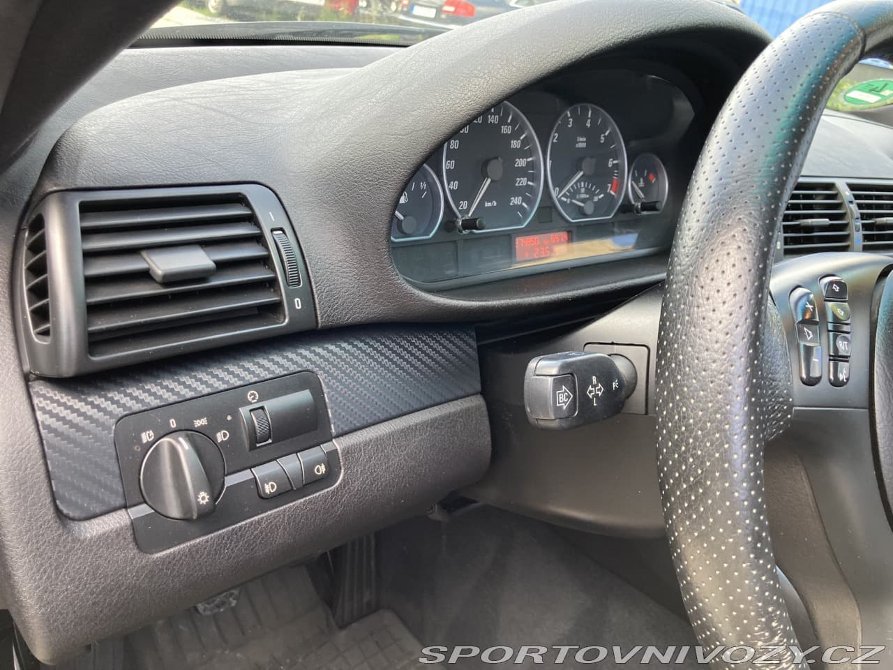 2004 BMW 3-SERIES - 11