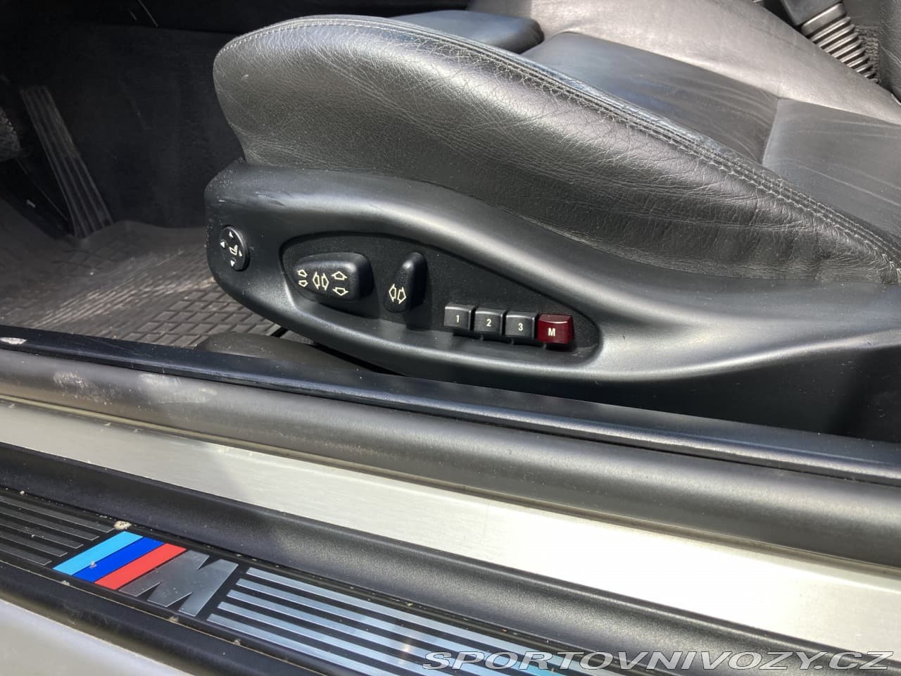 2004 BMW 3-SERIES - 12