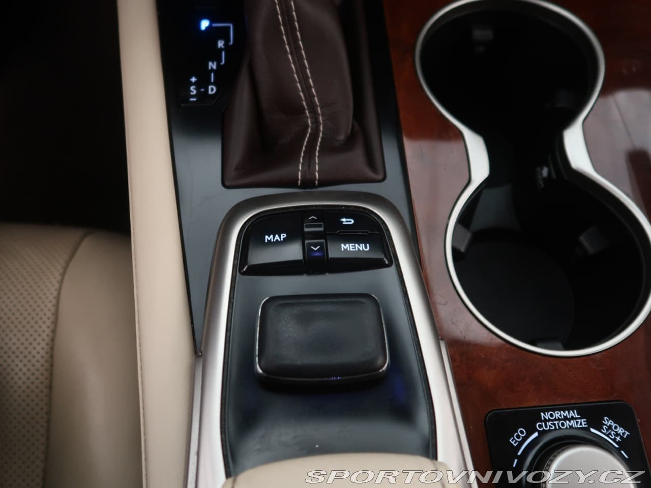 2018 Lexus Ostatní - 31