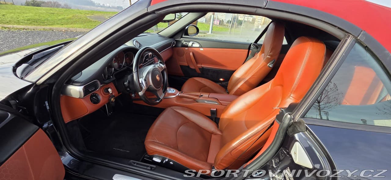 2012 Porsche 911 - 10