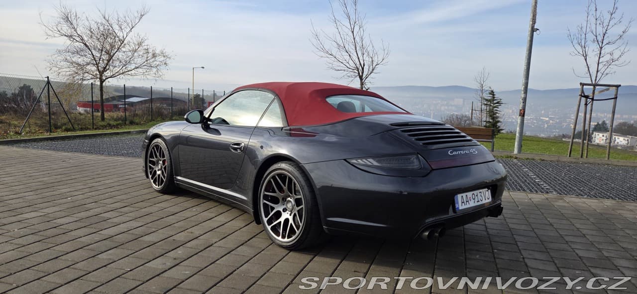2012 Porsche 911 - 11
