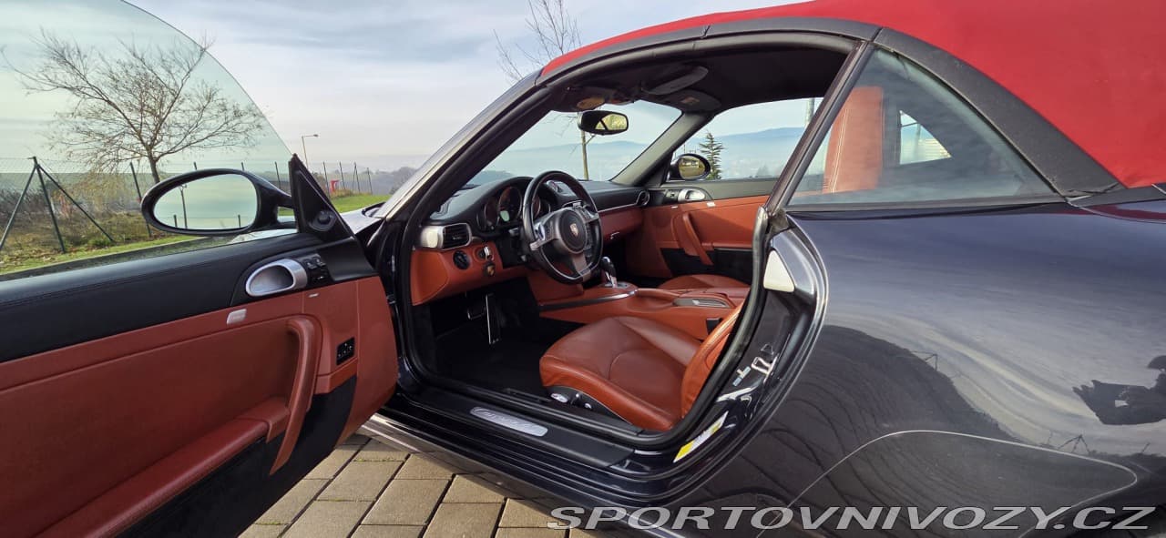 2012 Porsche 911 - 12