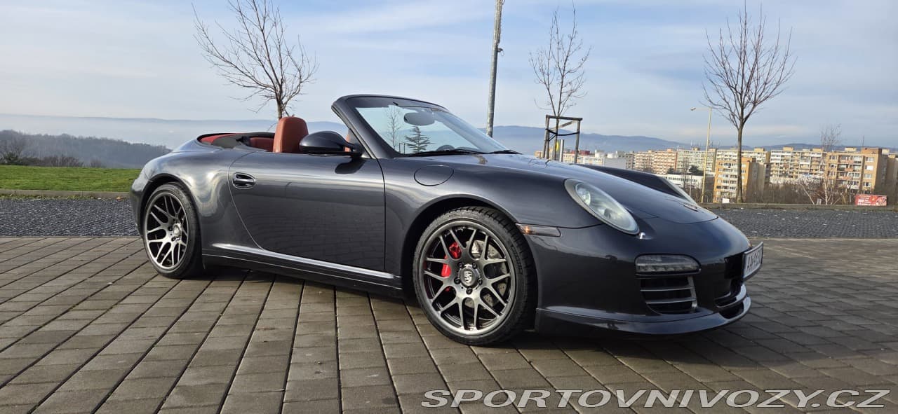 2012 Porsche 911 - 17