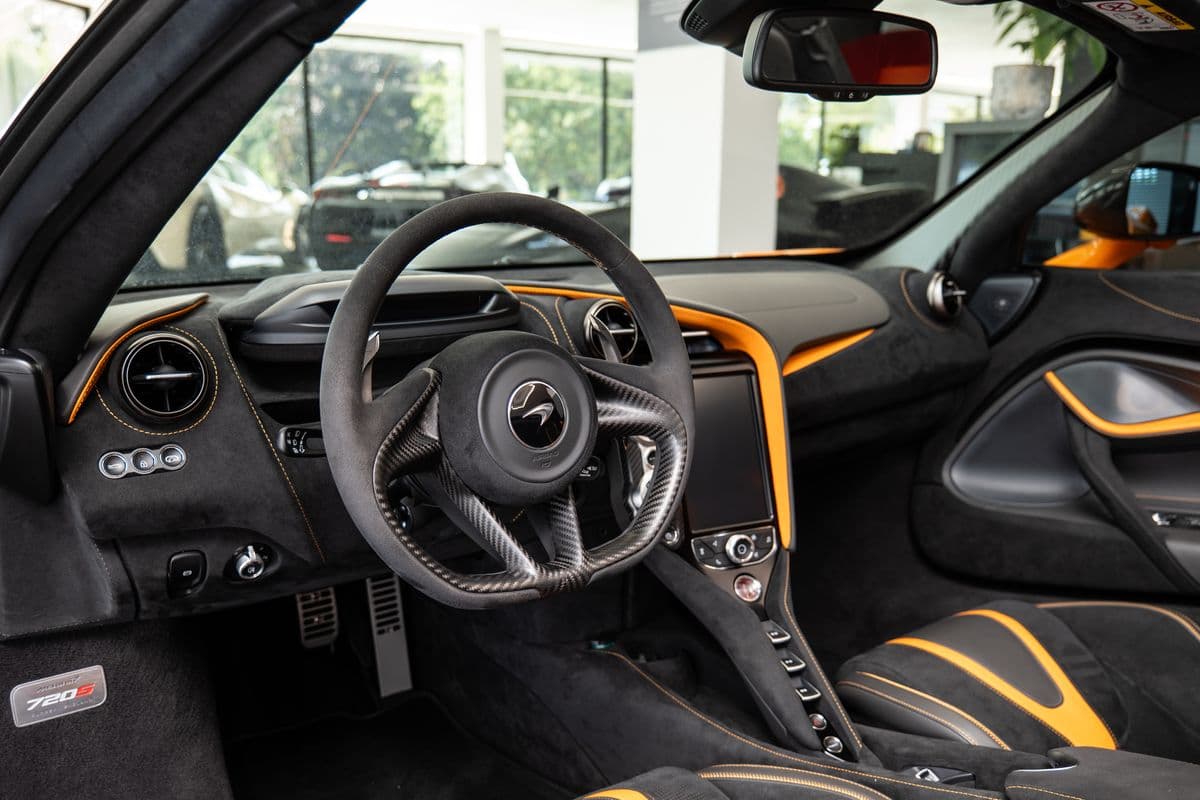 2022 McLaren 720S - 5