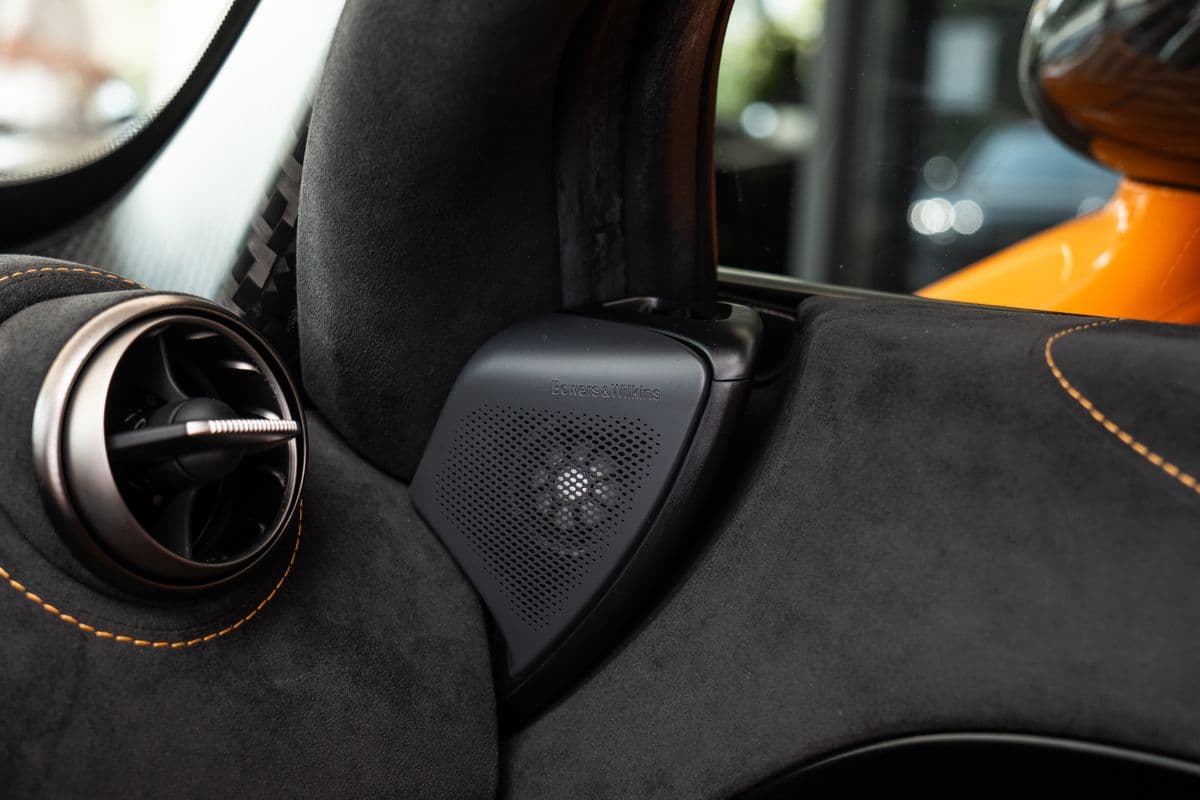 2022 McLaren 720S - 9