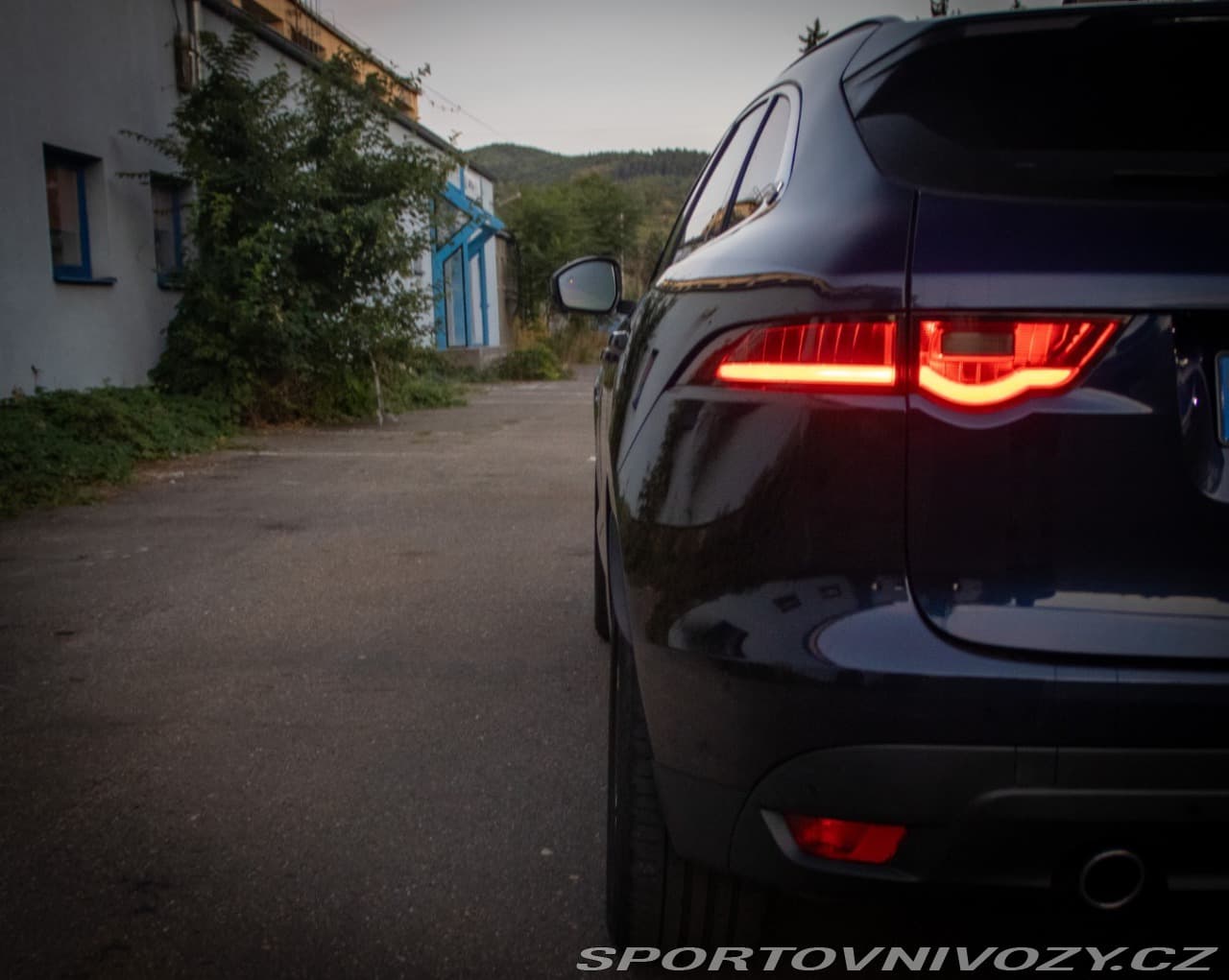 2016 Jaguar F-PACE - 14