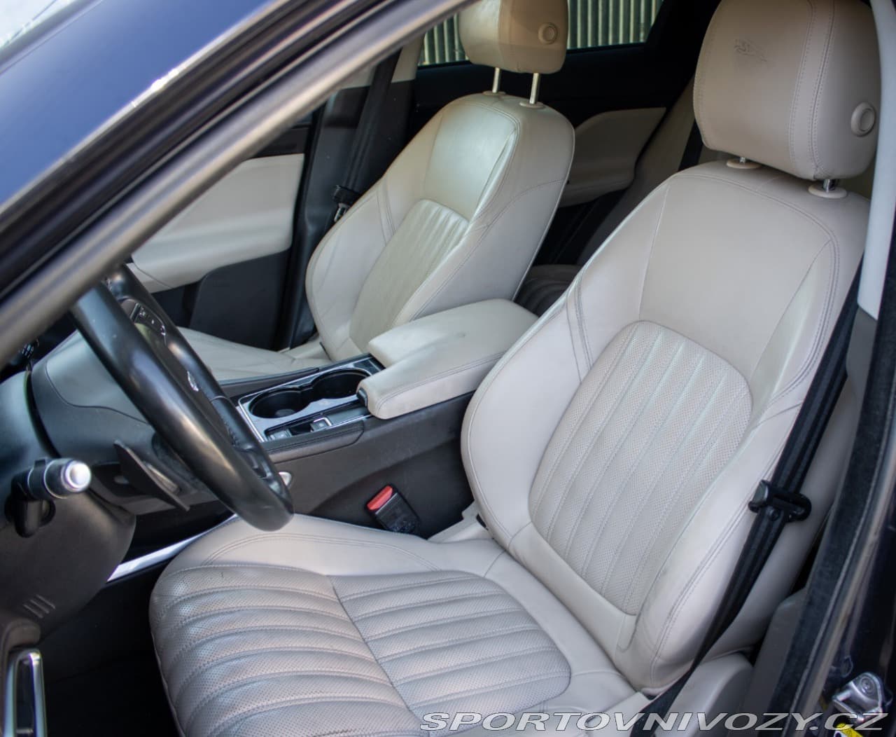 2016 Jaguar F-PACE - 20