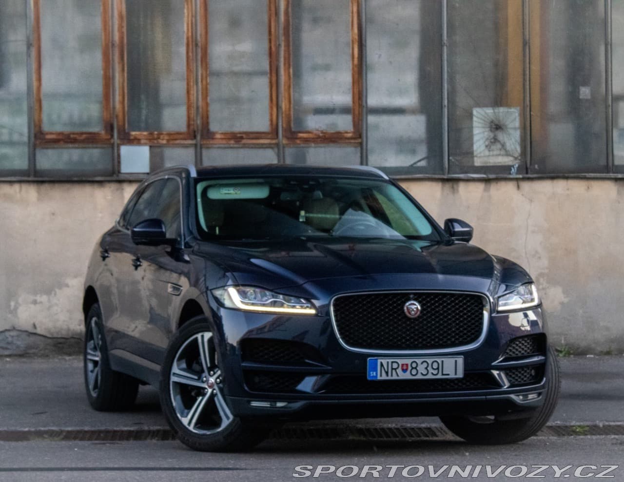 2016 Jaguar F-PACE - 3