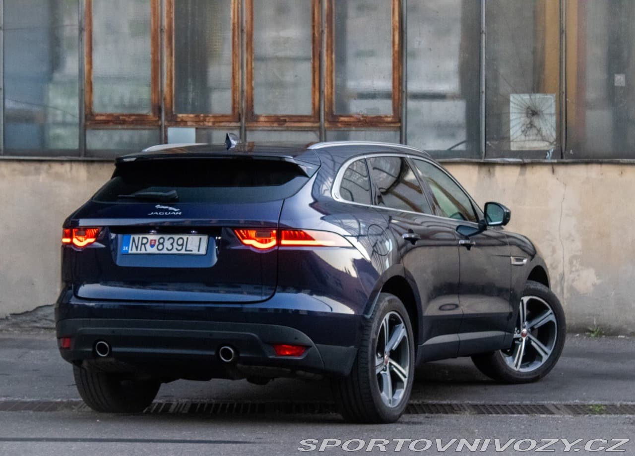 2016 Jaguar F-PACE - 5