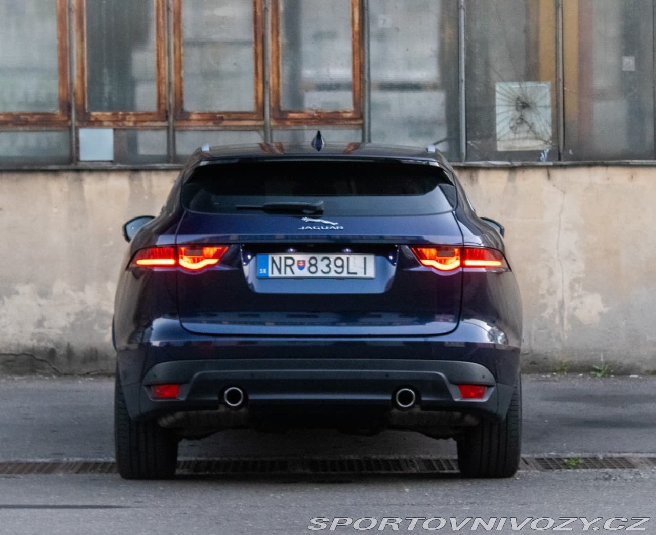 2016 Jaguar F-PACE - 6