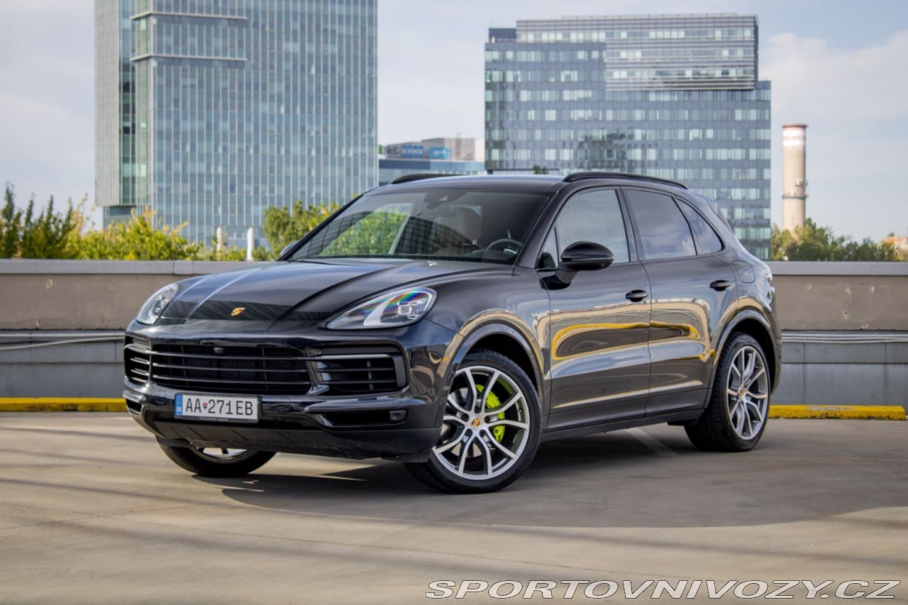 Porsche Cayenne E-Hybrid Tiptronic, plug