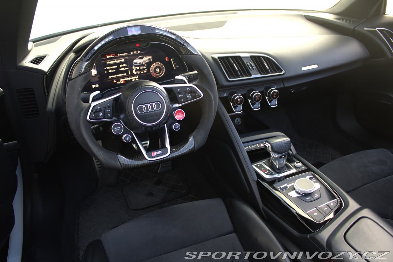 2018 Audi R8 - 17