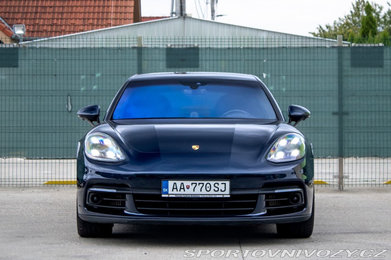 2019 Porsche PANAMERA - 2