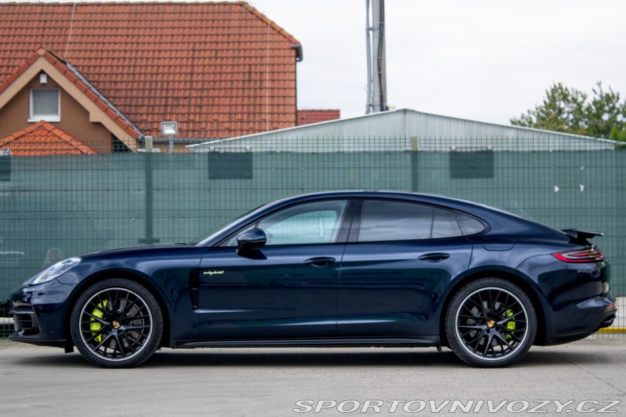 2019 Porsche PANAMERA - 8