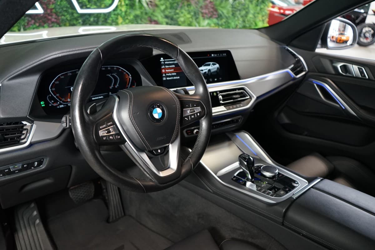 2021 BMW X6 - 19