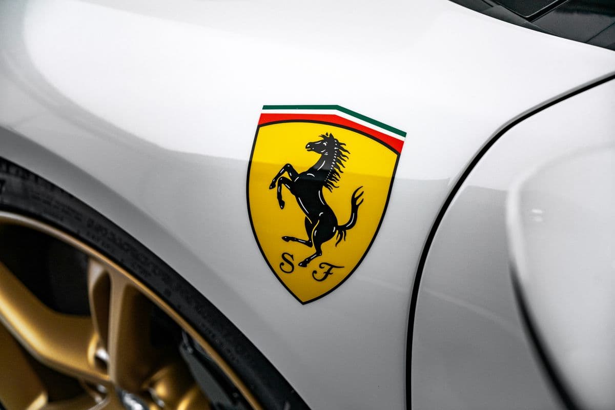 2025 Ferrari 296 - 9