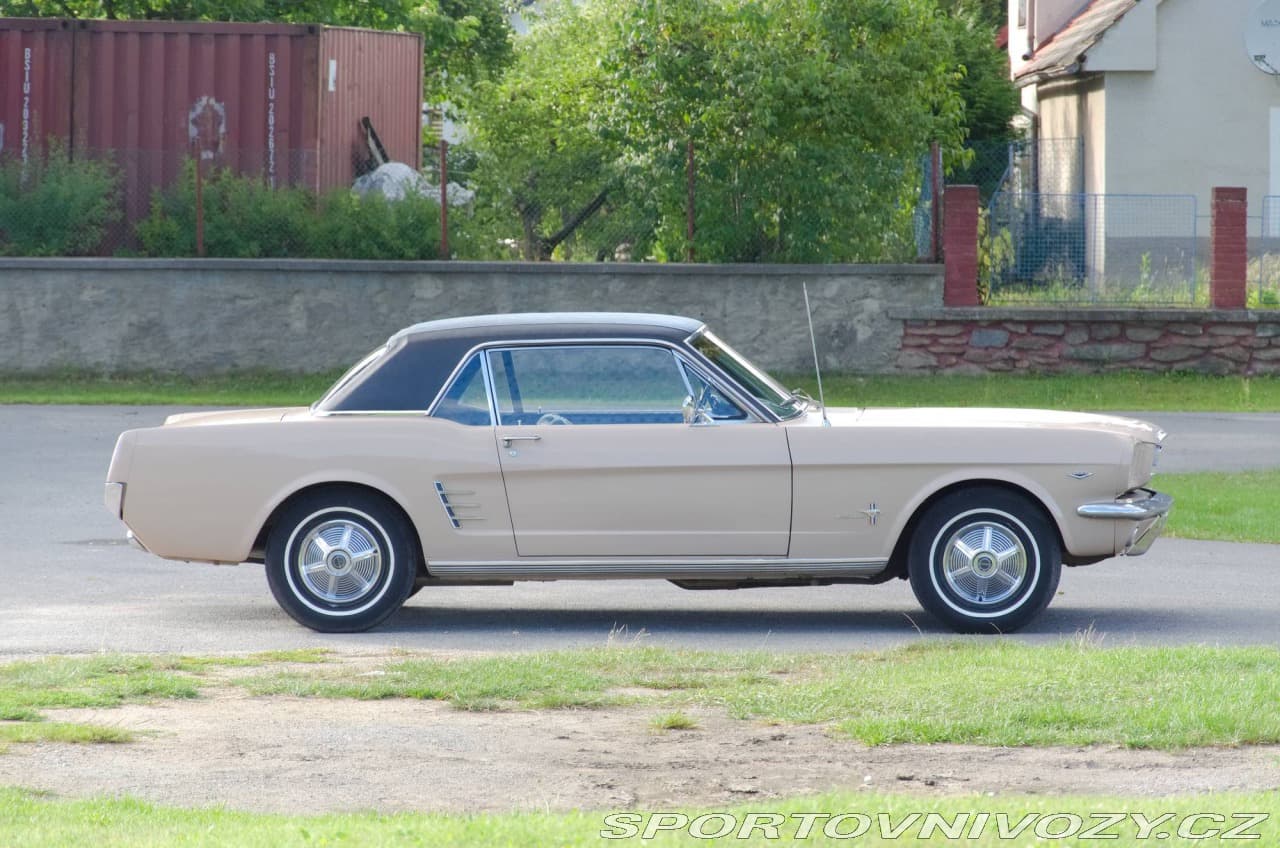 1966 Ford MUSTANG - 2