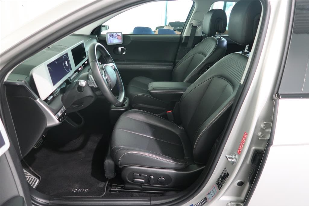 2023 Hyundai IONIQ 5 - 7