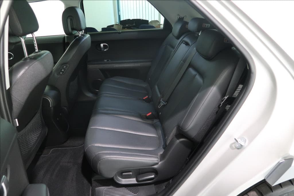 2023 Hyundai IONIQ 5 - 8