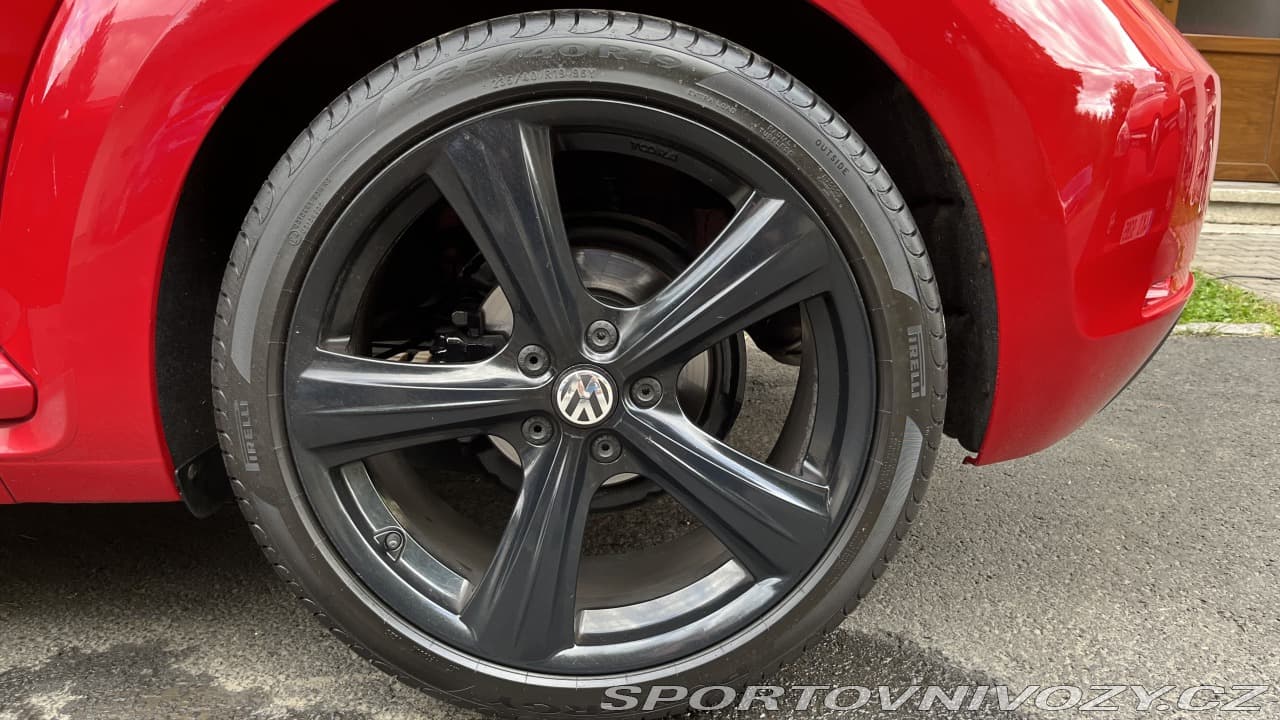 2015 Volkswagen BEETLE - 20
