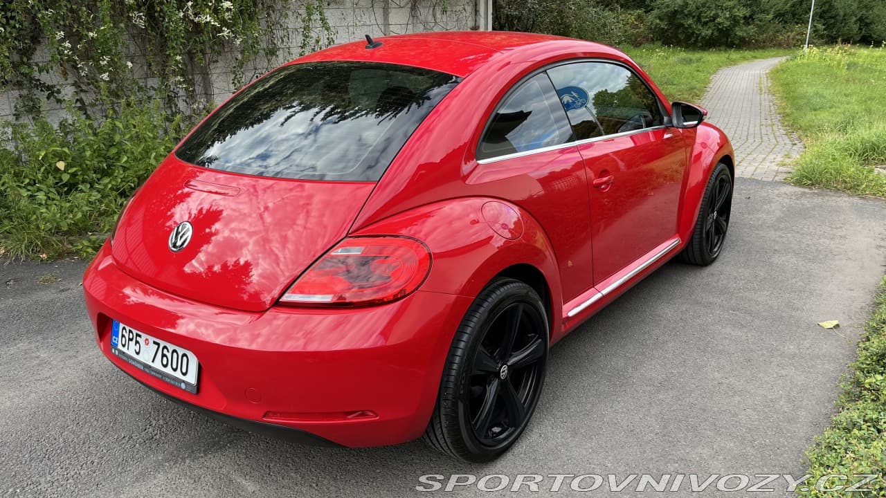 2015 Volkswagen BEETLE - 4