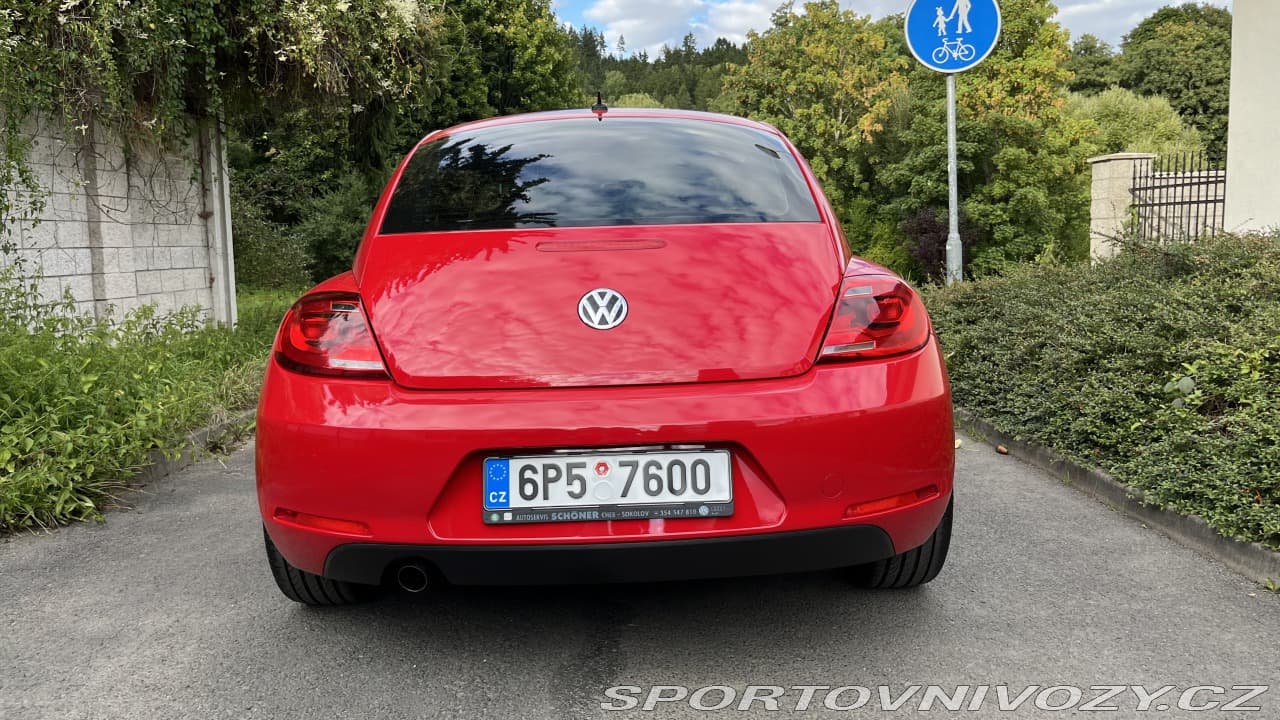 2015 Volkswagen BEETLE - 5