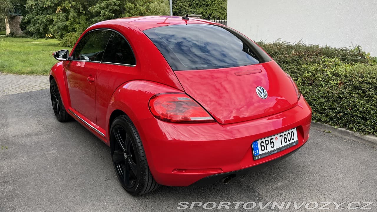 2015 Volkswagen BEETLE - 6