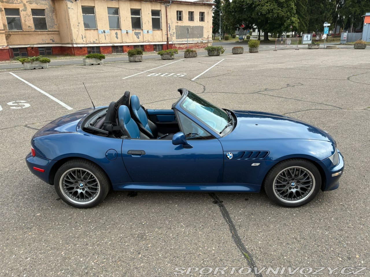 2001 BMW Z3 - 8