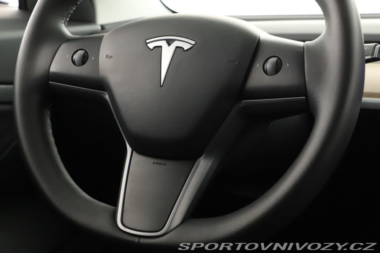 2021 Tesla Model 3 - 35