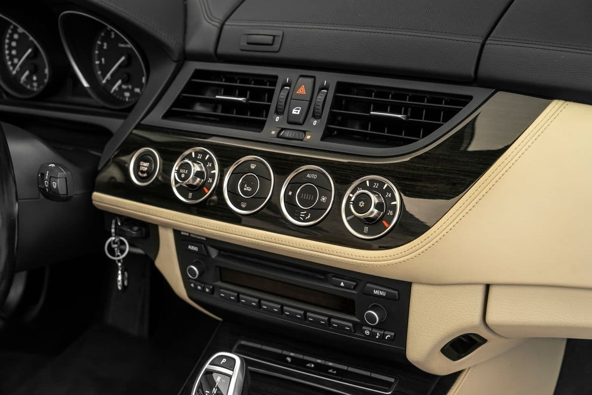 2010 BMW Z4 - 16