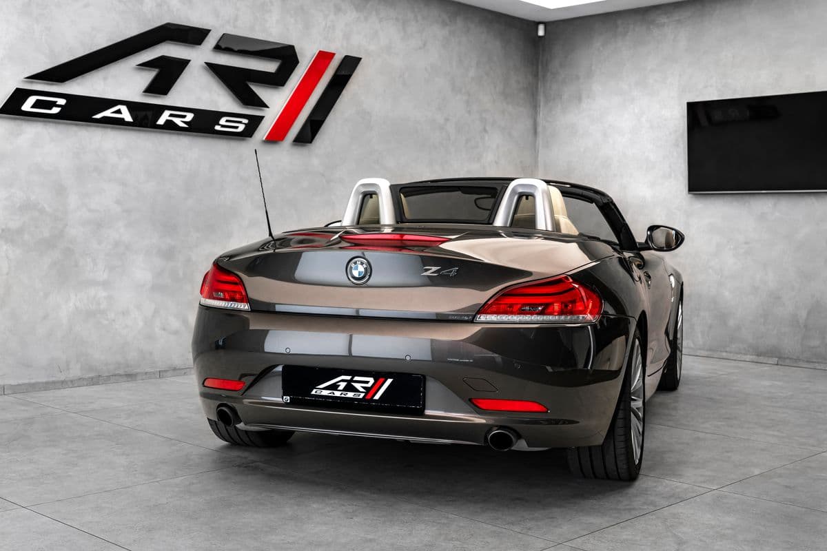 2010 BMW Z4 - 8
