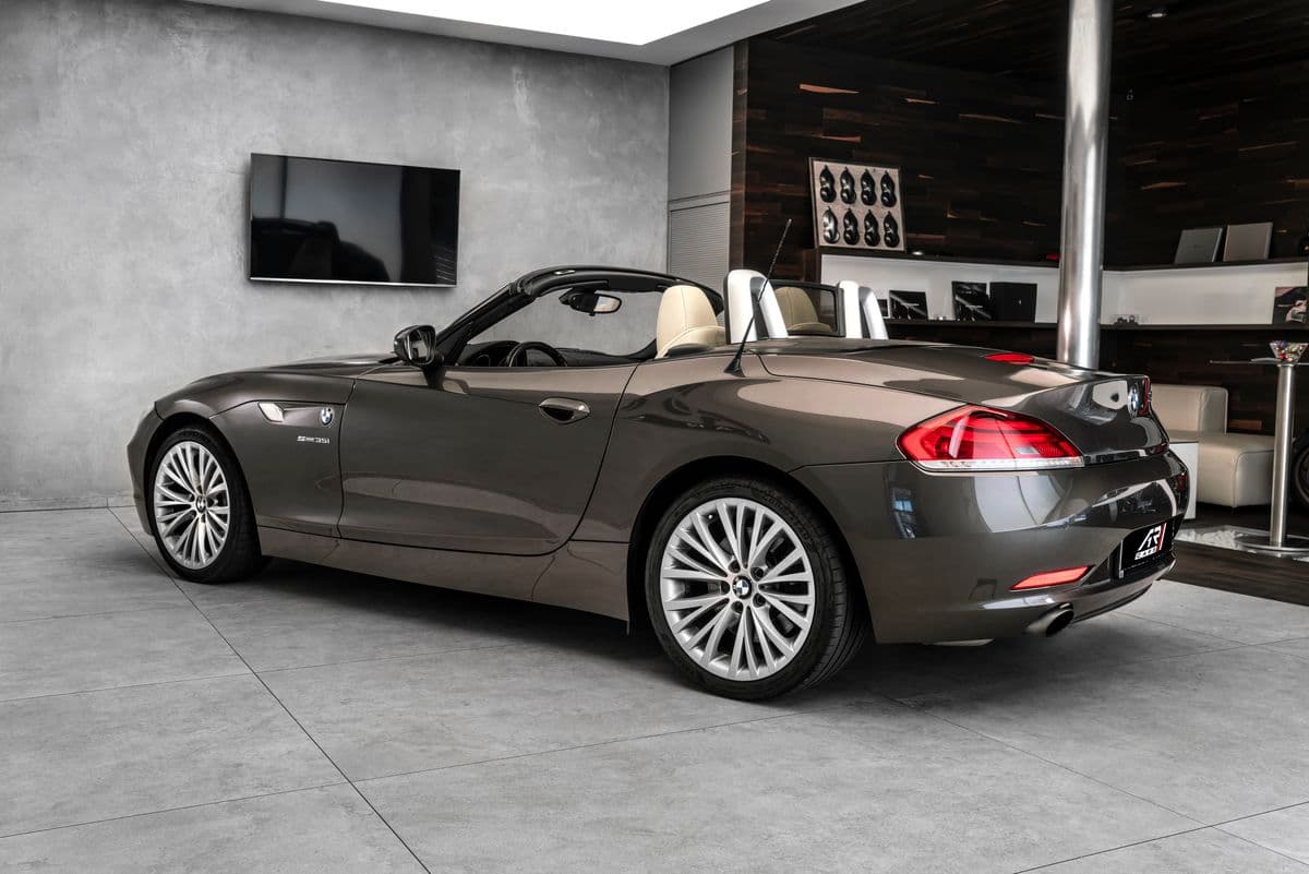 2010 BMW Z4 - 9