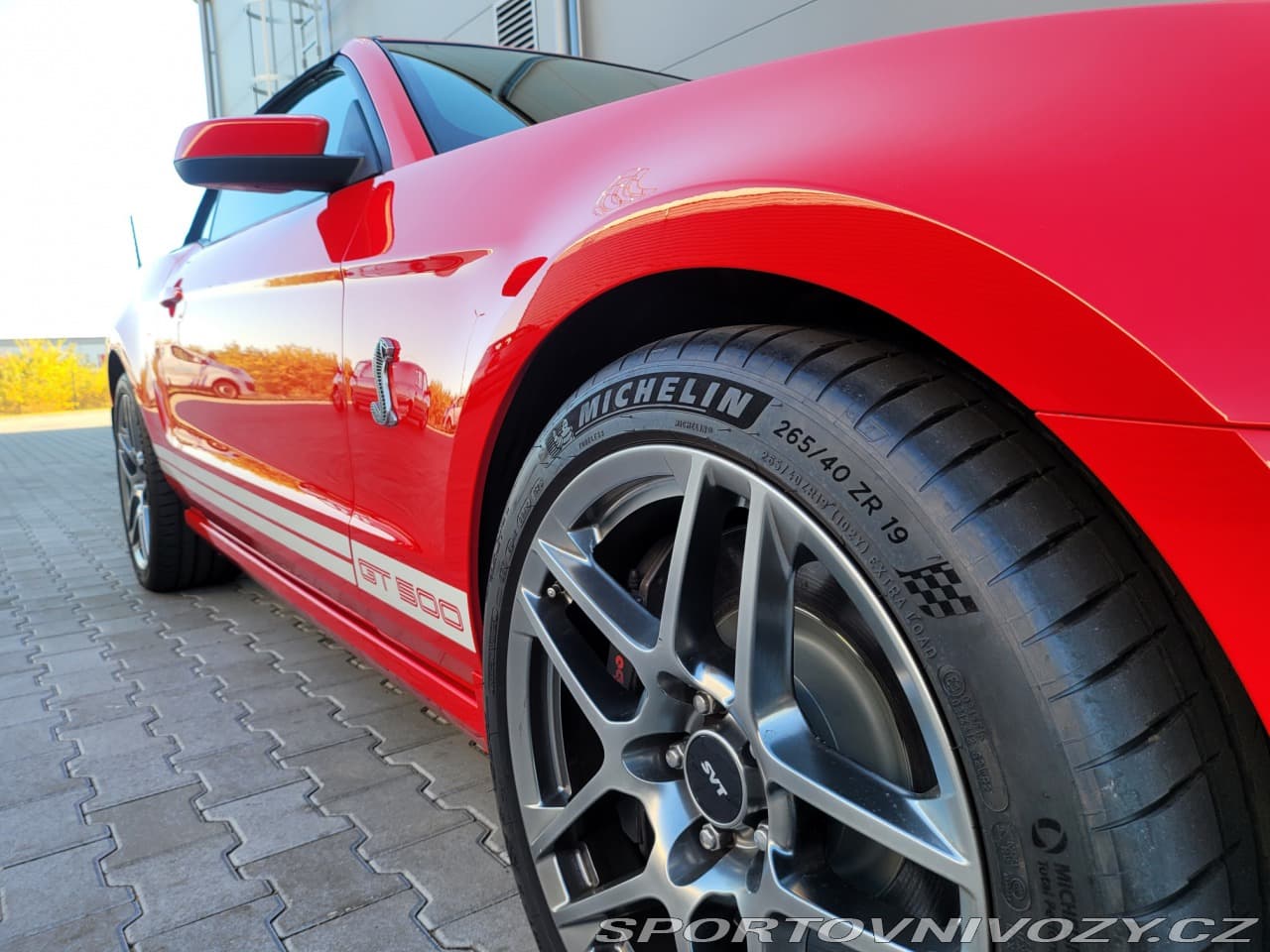 2013 Ford MUSTANG - 10