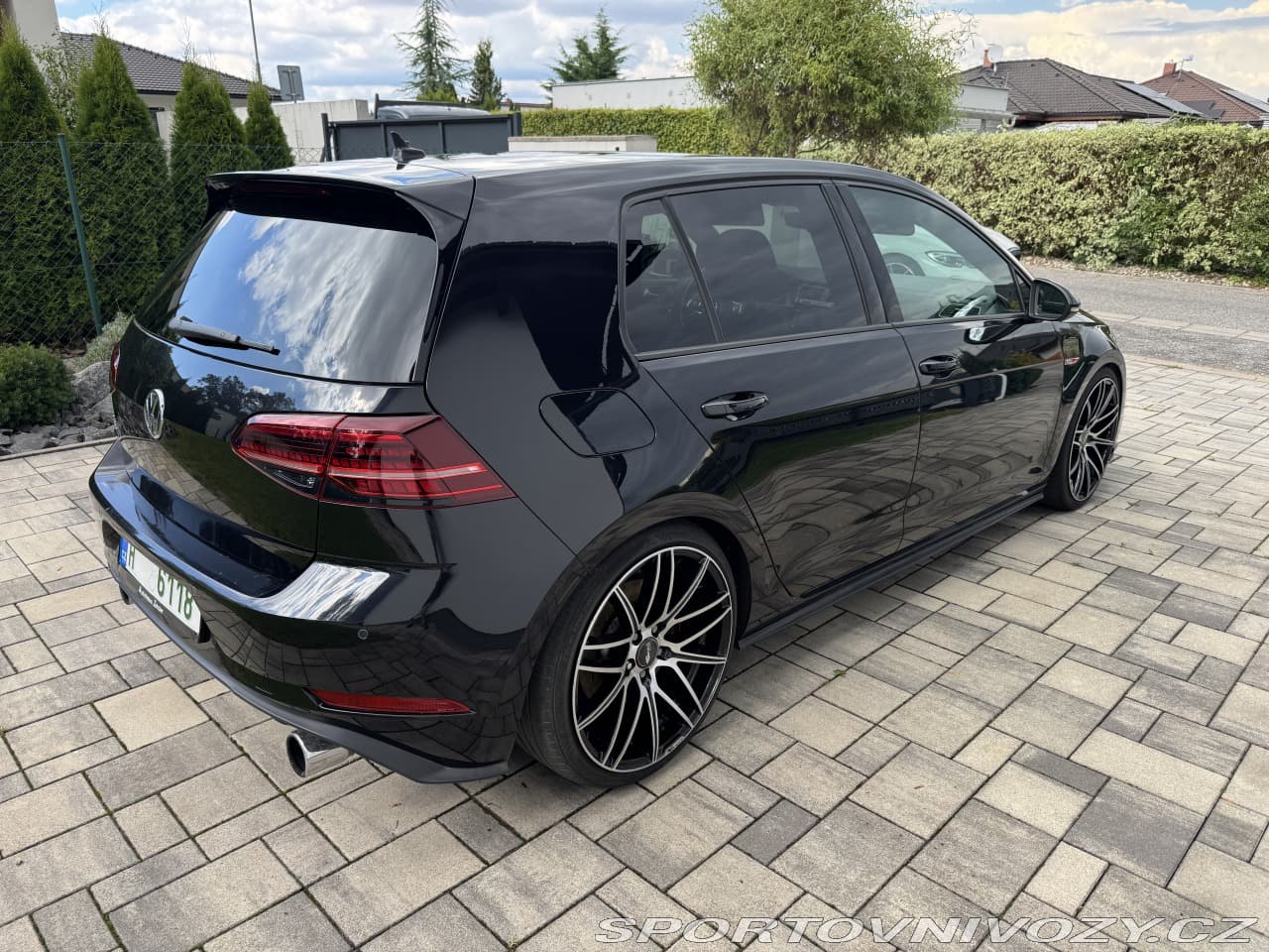 2018 Volkswagen Golf - 7