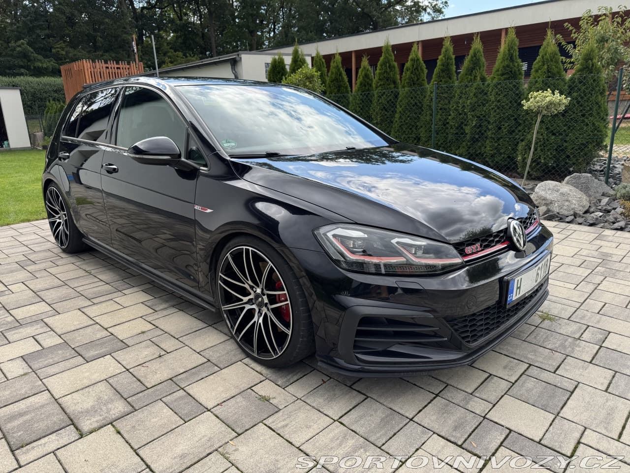 2018 Volkswagen Golf - 9