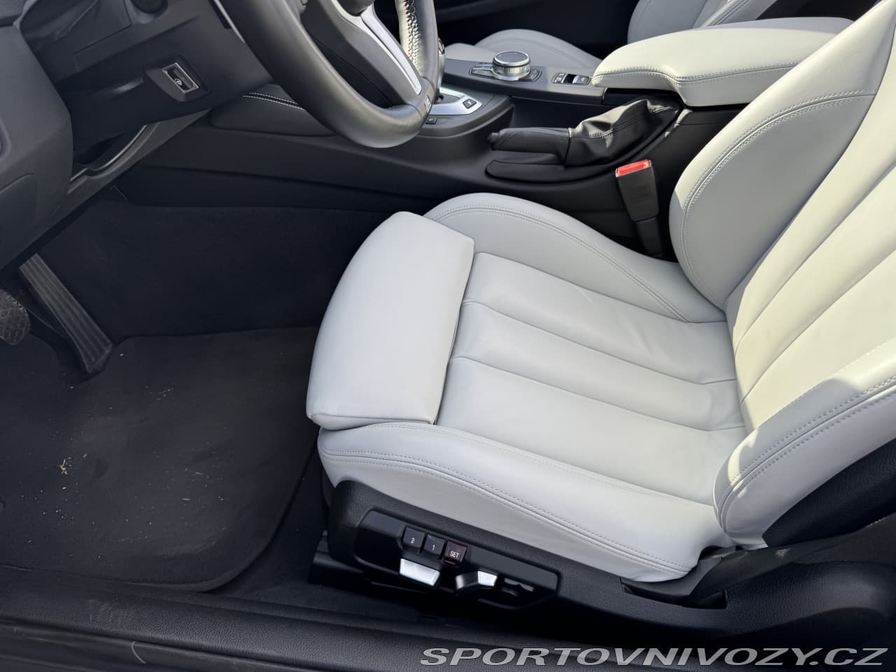 2020 BMW M4 - 13