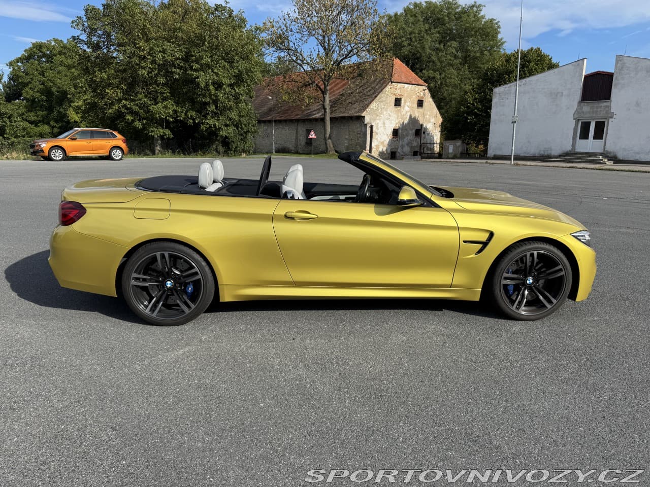 2020 BMW M4 - 17