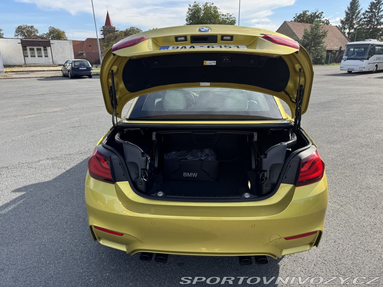 2020 BMW M4 - 3