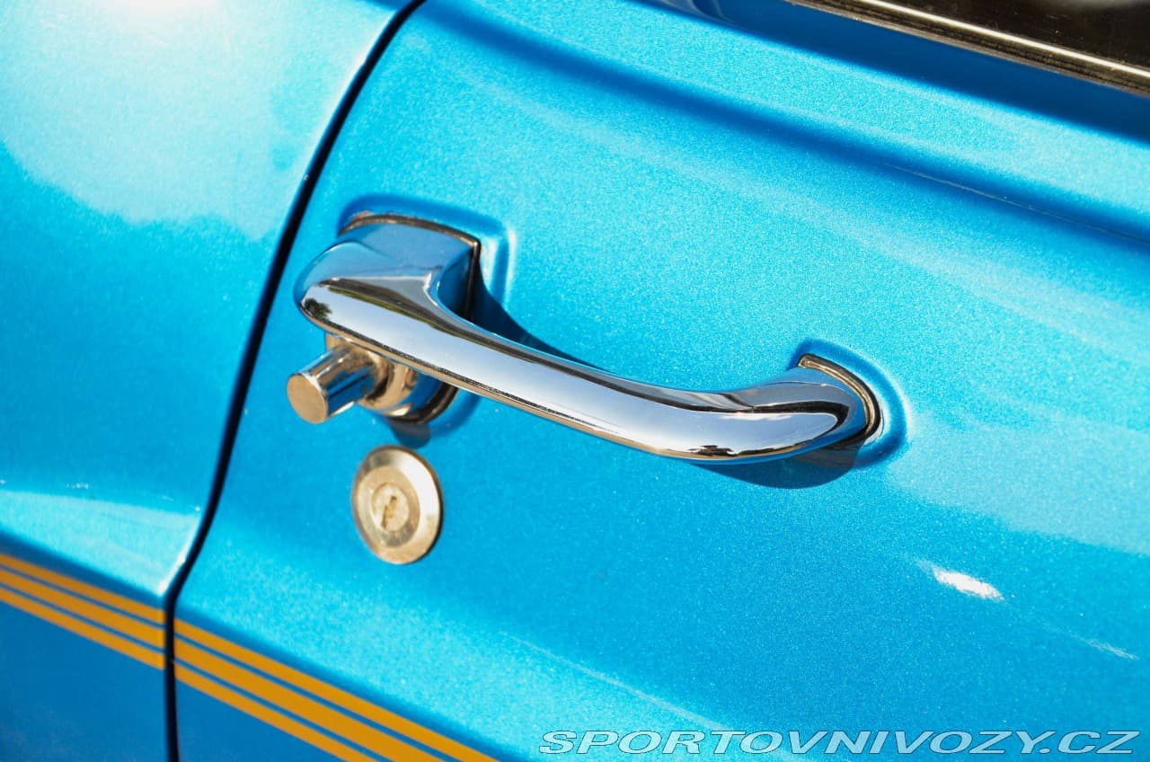 1970 Ford MUSTANG - 11