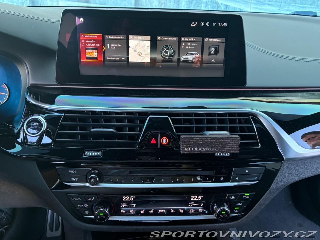 2018 BMW 5-SERIES - 12